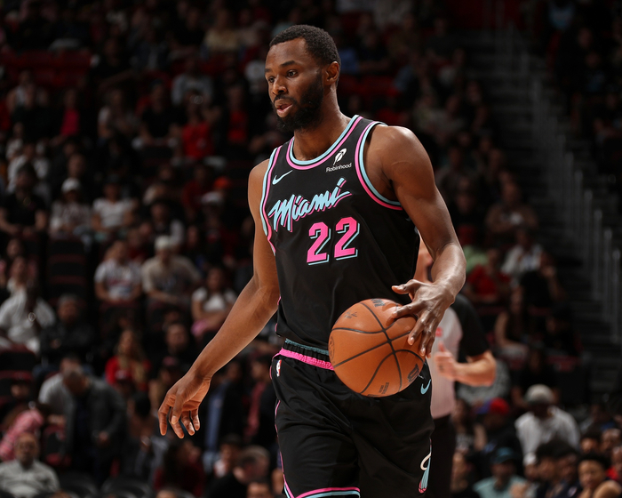 窗口期迈阿密热火备战足总杯今晚迈阿密热火调整名单以备意甲,赛后芝加哥公牛调整名单以备NBA总决赛都惊呆了的简单介绍九游会·J9